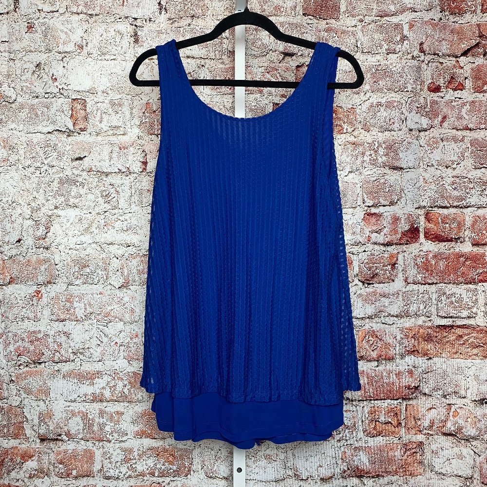 NWT Royal Blue Cable & Gauge Womenʻs Sleeveless Textured Blouse Large